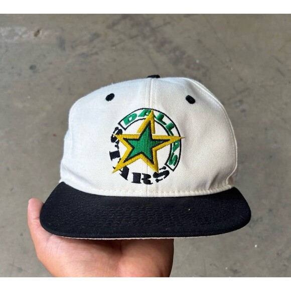 Vintage Dallas Stars #1 Apparel Fitted Size 7 Cap Hat Stars #1 White NHL Hockey - Picture 1 of 12